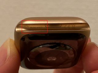 Apple Watchのモデル番号の刻印